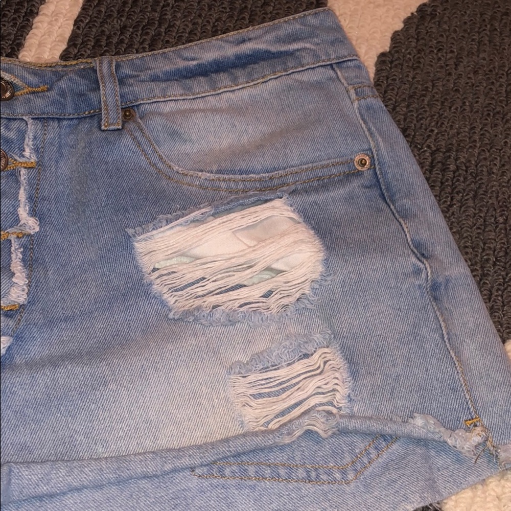 Jean shorts - Picture 3 of 5
